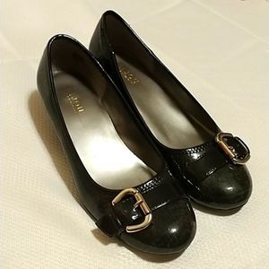 Bijou by AJ Valeci cute black"alligator" shiney shoes size 6